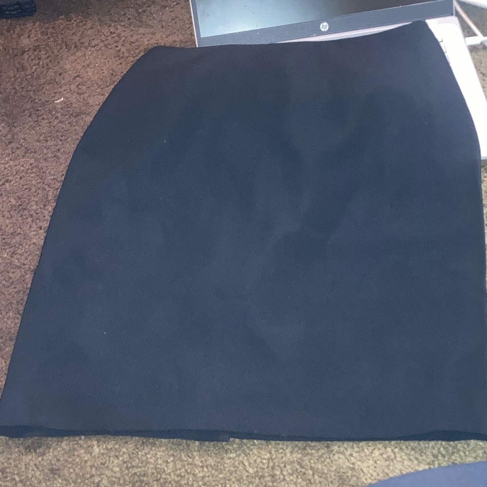 Anne Klein Classic Black Pencil Skirt